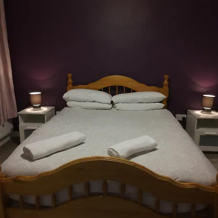 Helens Self Catering Сasa de vacaciones *